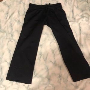 Black Under Armor sweat pants 🖤